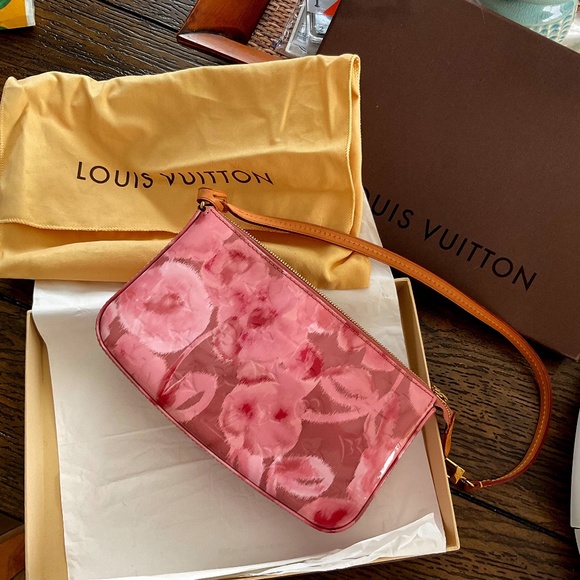 Louis Vuitton Limited Edition Monogram Rose Velours Vernis Ikat Pochette - Picture 1 of 3